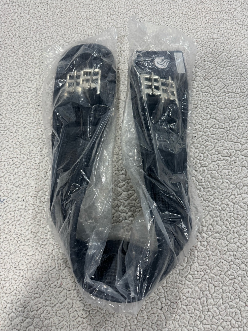 NWT Equinavia Saga Non-Slip Dressage Girth Black 30" SEALED